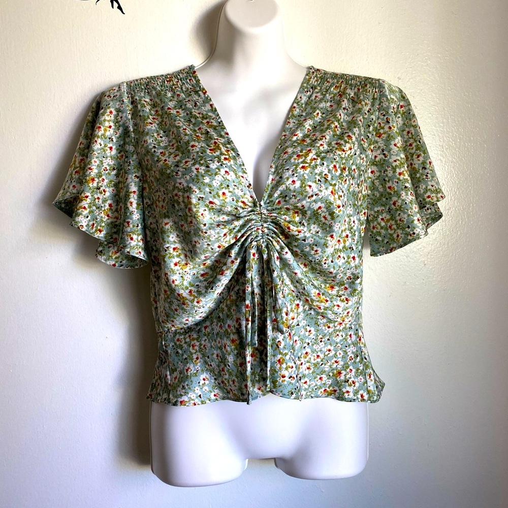 Floral crop blouse